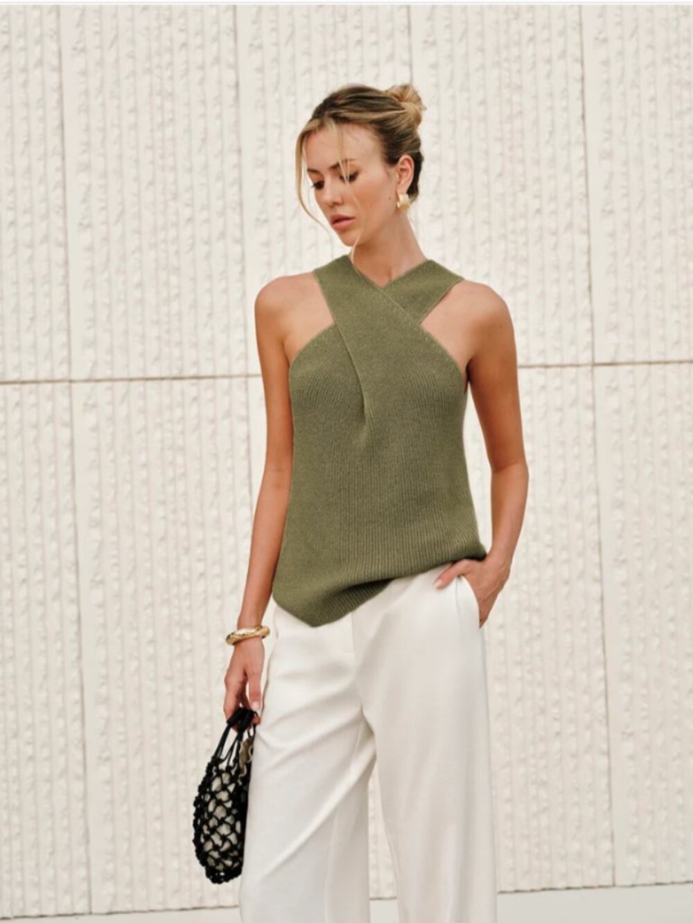 Commense Army Green Halter Cross-Over Collar Tank Top - L